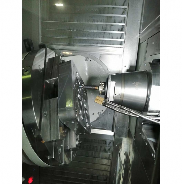  5 axes continuous machining center for Mold & Dies